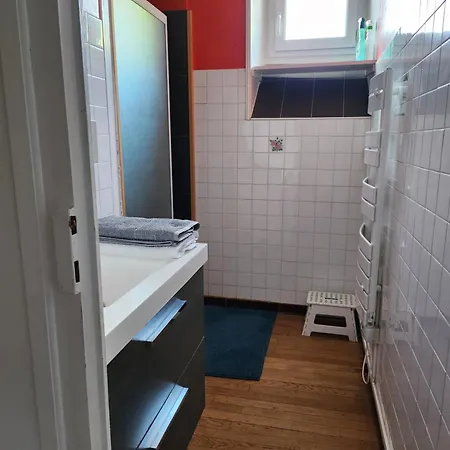 Δωμάτια σε οικογενειακή κατοικία La D'antoine